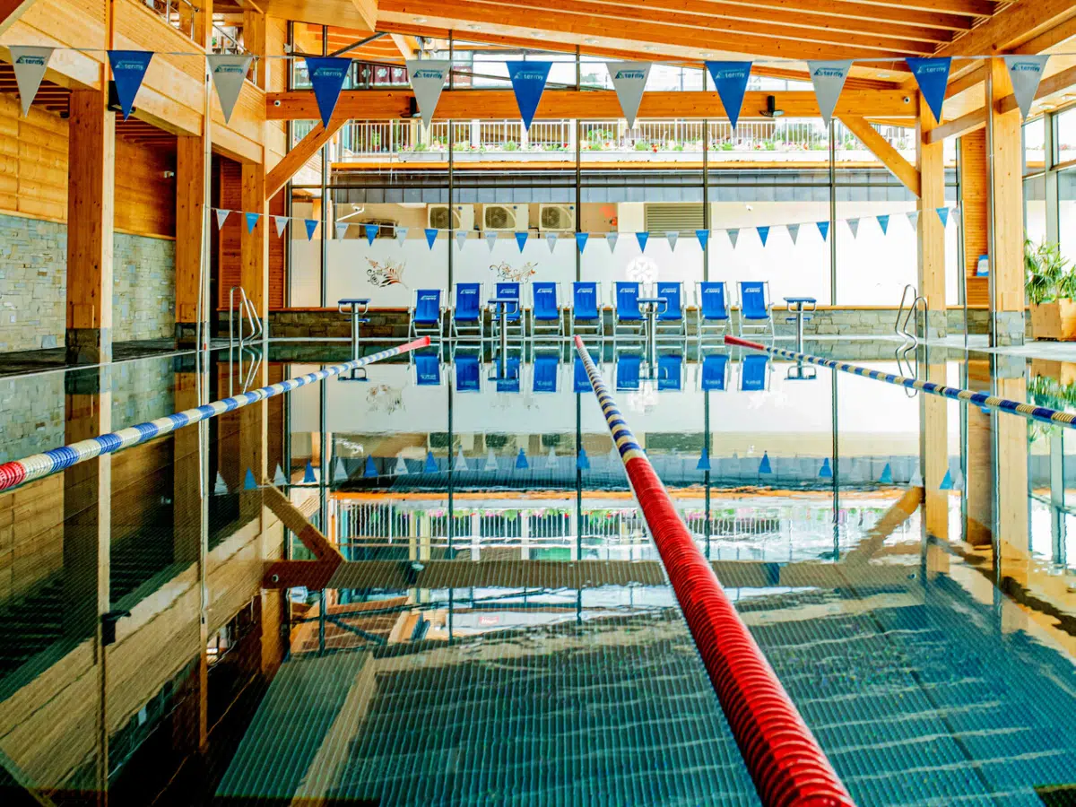 chocholow-olympic-pool Beautifully clear water at the Olympic swimming pool in Termy Chocholowskie